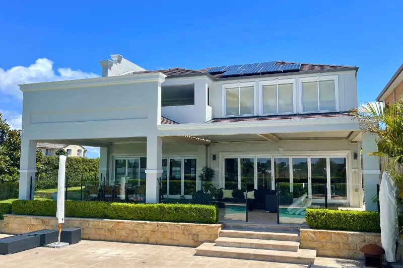 tamarama-painters Modern home exterior in Tamarama